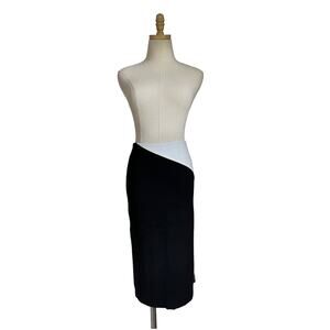 NWOT Alice + Olivia Black and White Knee-Length Pencil Skirt
